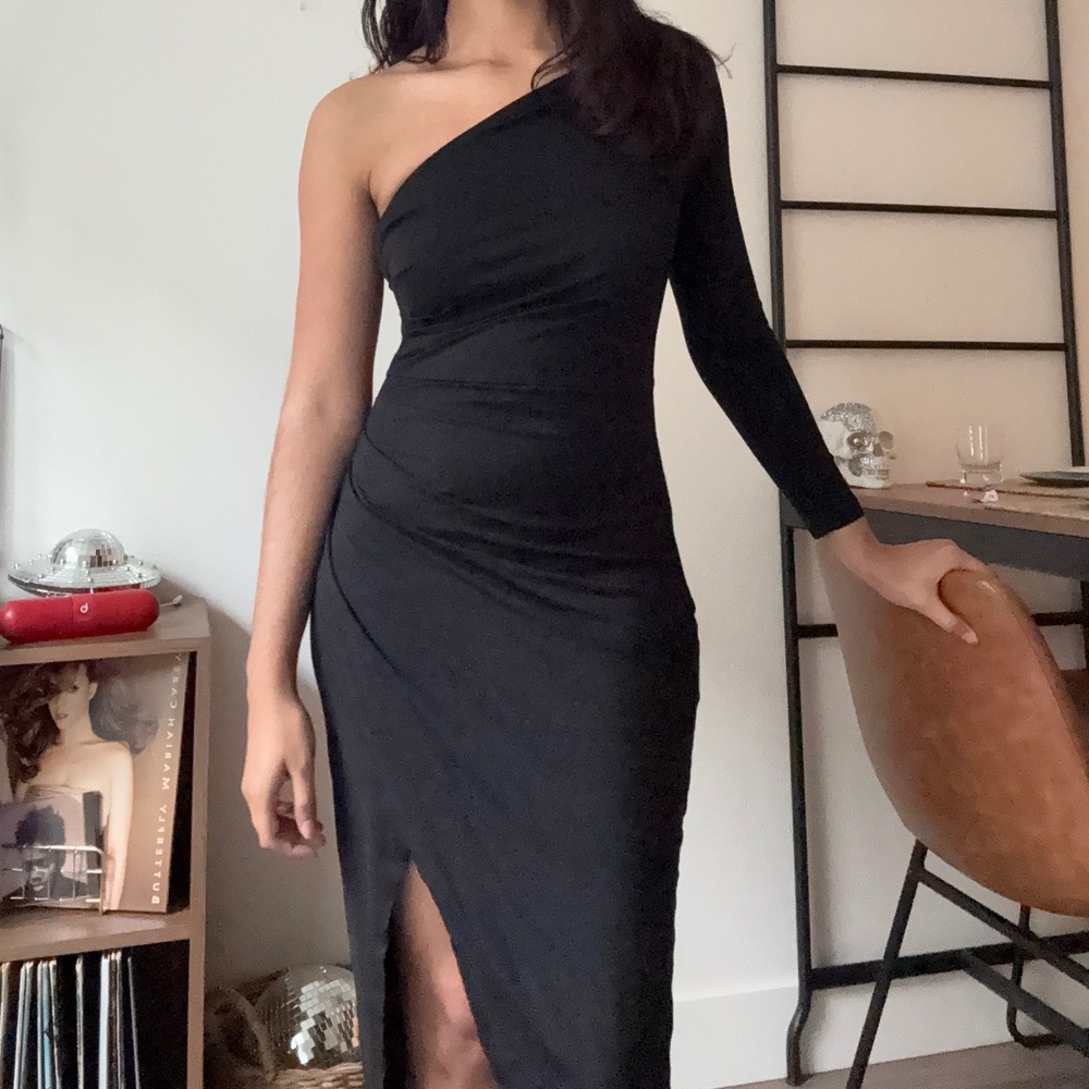 Black‎ One Shoulder Long Sleeve Ruched Maxi Dress Slit